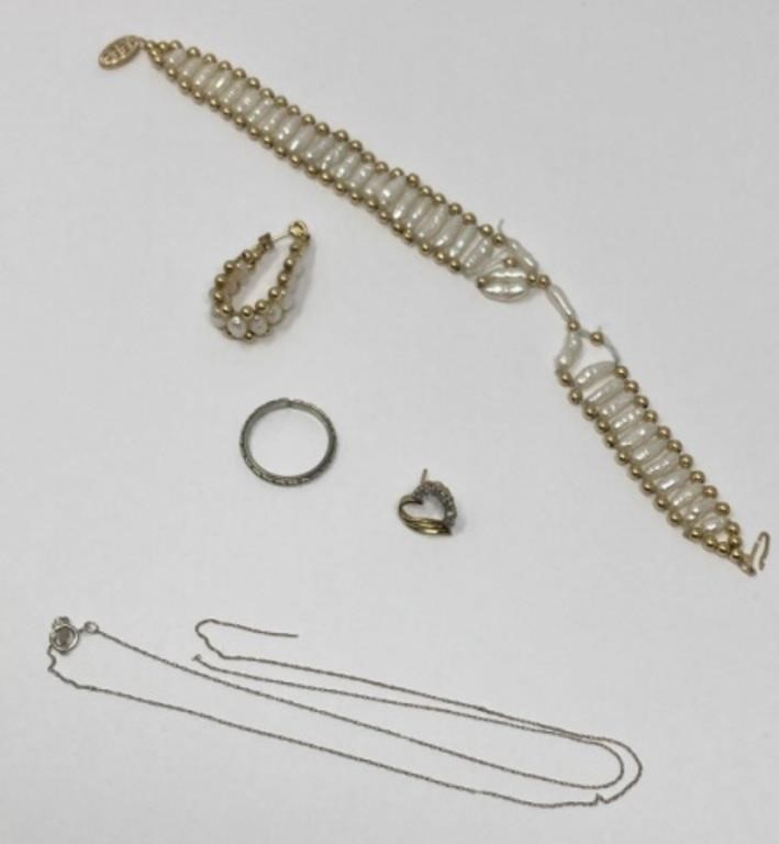 14K Assorted Broken Jewelry and Single Earrings