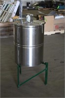 Dadant Honey Extractor With Stand