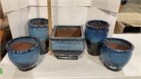 Set a five glazed frost resistant pots from Earl