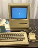 Original Apple Macintosh Computer