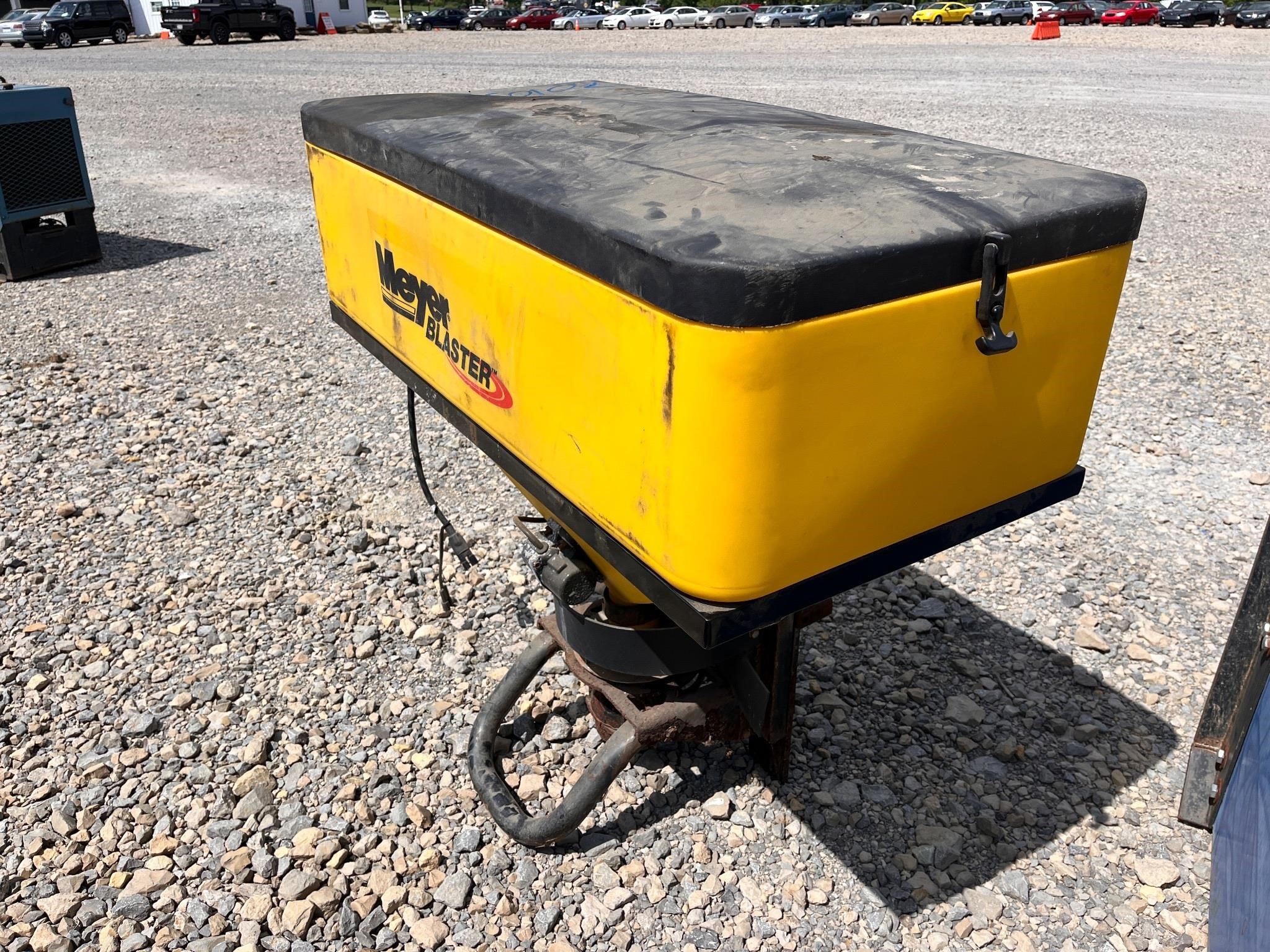 QTY 1 Salt Spreader-NO RESERVE