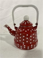 ENAMEL COATED KETTLE RED AND WHITE POLKADOTS