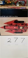 Ertl Precision Farmall 560 w/2MH picker #14