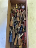 Large lot of screwdrivers