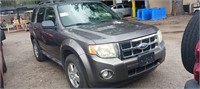 2009 Ford Escape XLT runs/moves