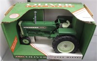 Ertl Oliver 1555 Diecast Tractor