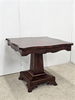 1800'S PARLOUR TABLE