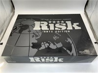COLLECTOR’S EDITION OF RISK - ONYX EDITION