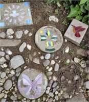 4 Mosaic Patio Stones