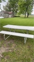 PICNIC TABLE WITH ALUMINUM FRAME