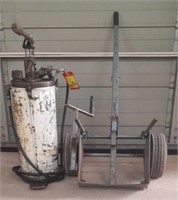 (AJ) Portable Grease Gun With 5017 Drum Dolly.(