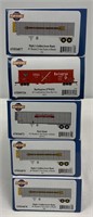 Five Athearn Ready to Roll Rail Cars