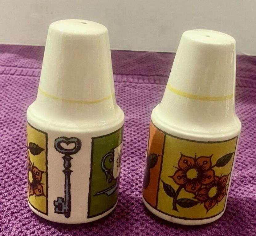 Vintage Holt-Howard 4.5" Salt/Pepper Shakers