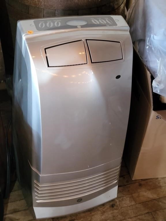 General Electric Portable Air Conditioner Unit