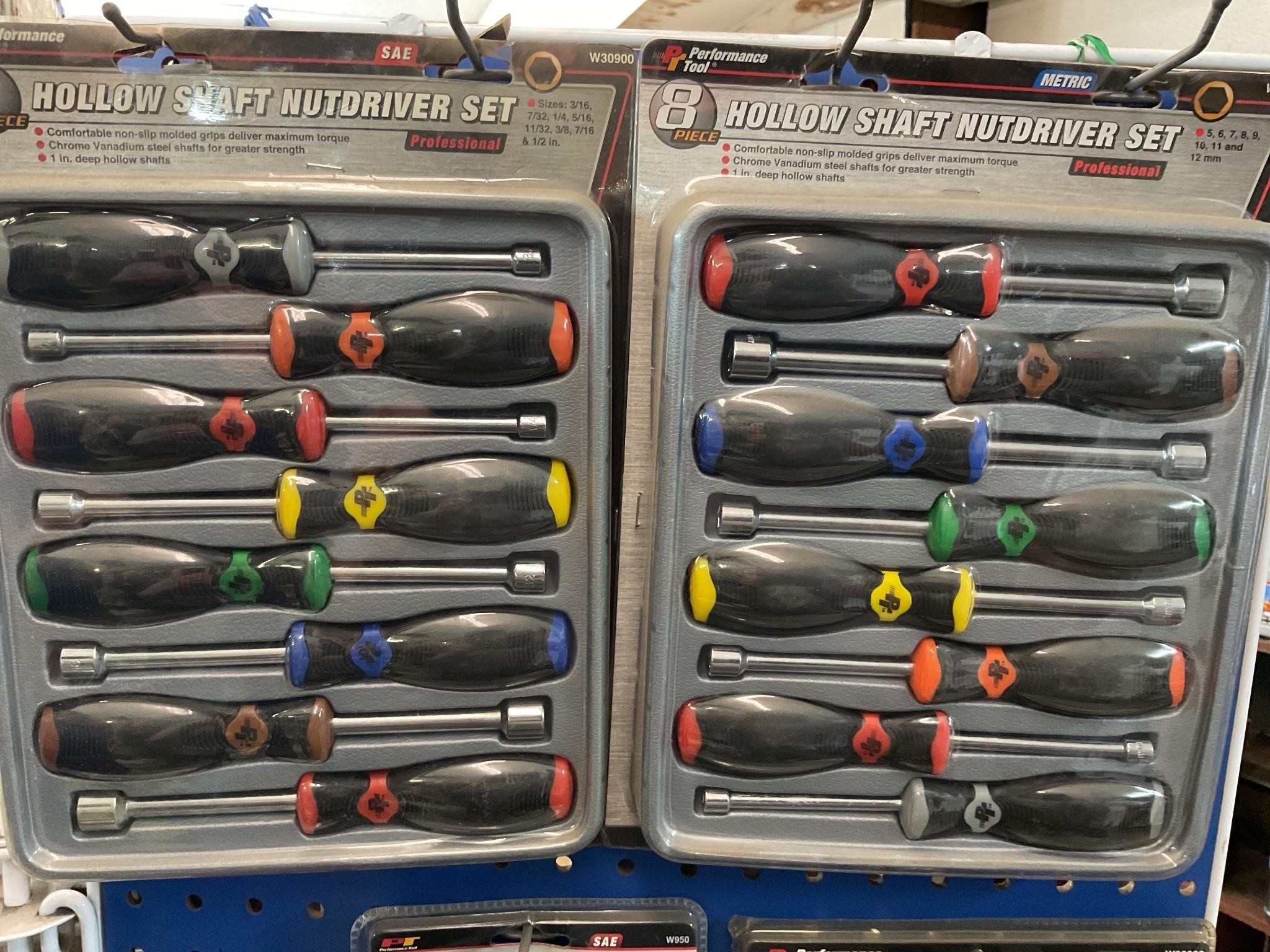 Metric and standard nut driver set