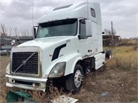 Volvo Truck for parts. VIN # 4V4NC9KJ17N465184