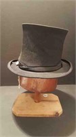 ANTIQUE COLLAPSIBLE TOP HAT