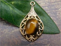 TIGERS EYE PENDANT ROCK STONE LAPIDARY SPECIMEN