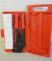 Nesco Rivet Hand Tool With Rivets & Case