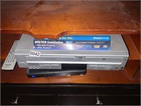 Panasonic VHS/ DVD player with remote
