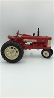 Ertl Special Ed. IH McCormick Farmall 350 Tractor