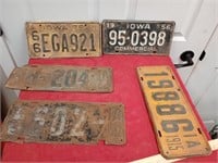 Vintage Iowa license plates