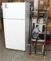 Frigidaire refrig., needs cleaning, Cond. unknown