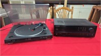 PIONEER AUTOMATIC STERO TURNTABLE AND A PIONEER