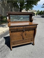 TIGER OAK BUFFET SIDEBOARD