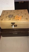 2 jewelry boxes