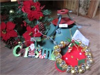 Christmas wreath , stocking, 2 Christmas tree