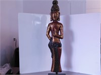 Sculpture sur bois peint doré style hindou