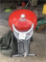 Charbroil Electric grill - like new