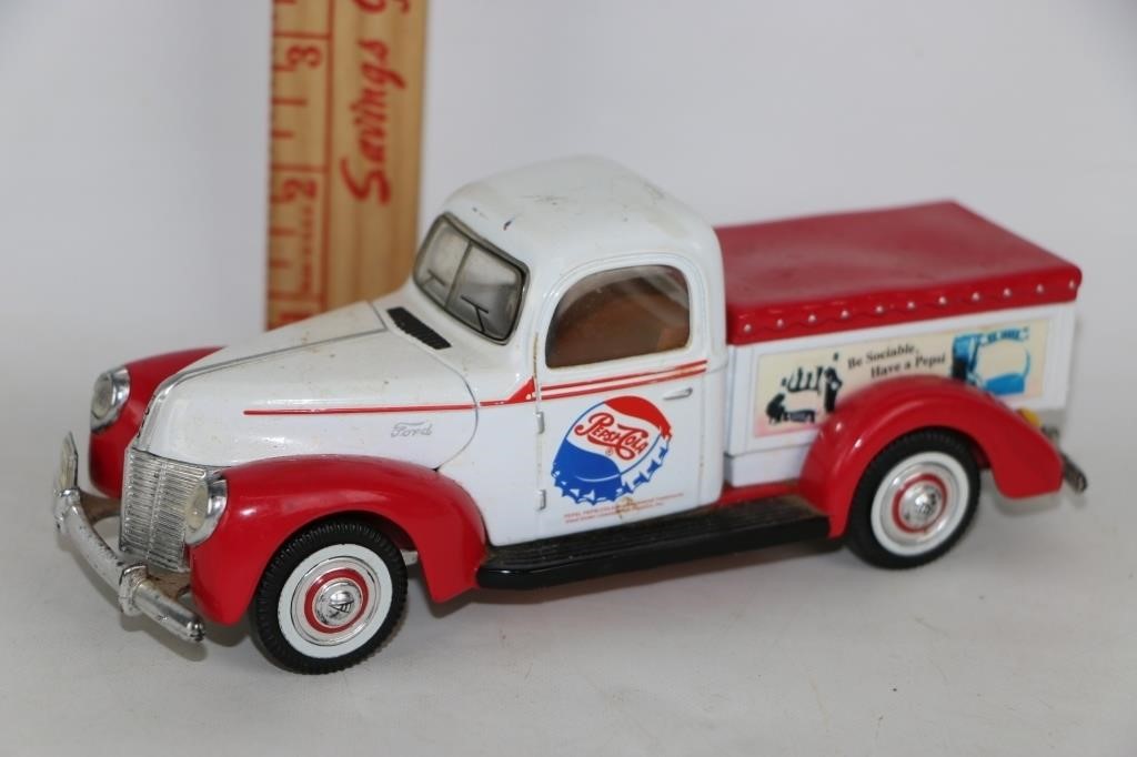 Metal Pepsi Cola 1940 Ford Truck