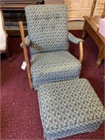 UPHOLSTERED CHAIR WITH OTTOMAN