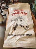 100 Units of Horse Feed Bags 50lbs. Capacity