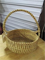 Charelston handmade sweetgrass basket