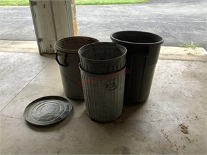 Assorted Garbage Cans
