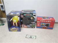 Toys in Boxes - M&M La-Z-Boy Dispenser, Coco