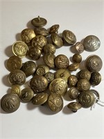 35 British Military Buttons