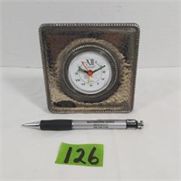 Quartz alarm clock Works