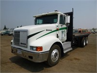 1996 International 9200 T/A Flatbed Truck