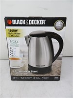 BLACK & DECKER 1.7 L S/S CORDLESS KETTLE