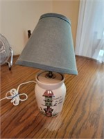SMALL BIRDHOUSE LAMP