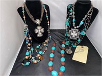 GORGEOUS NECKLACES TURQUOISE