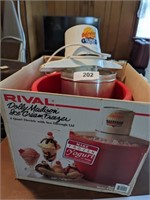 Rival 4-quart Ice Cream Freezer