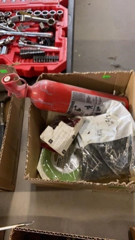 FIRE EXTINGUISHER & 1/2" CABLE CLAMPS & MISC