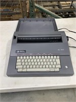 Smith corona electric typewriter SL 460 15 x 13 x