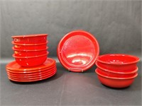 Crown Corning 14pc Red Bowl and Plate Set