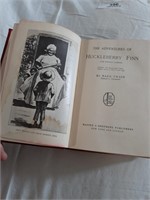 Mark Twains Adventures of Huckleberry Finn